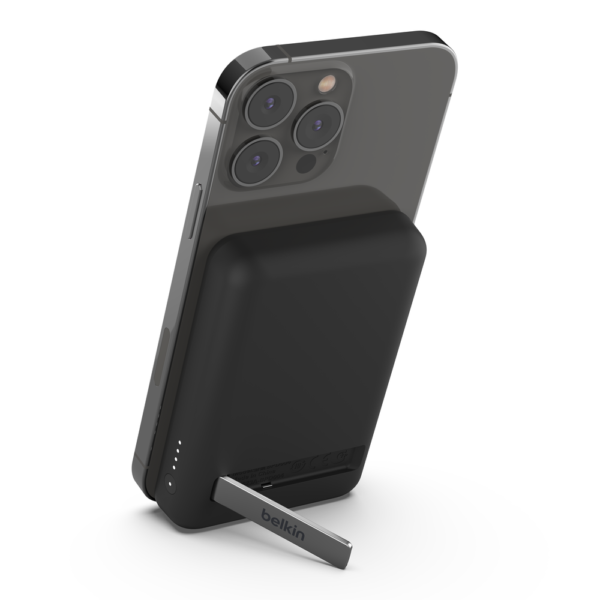 Belkin BOOST CHARGE MAGSAFE WIRELESS 5K MAH WITH KICK STAND